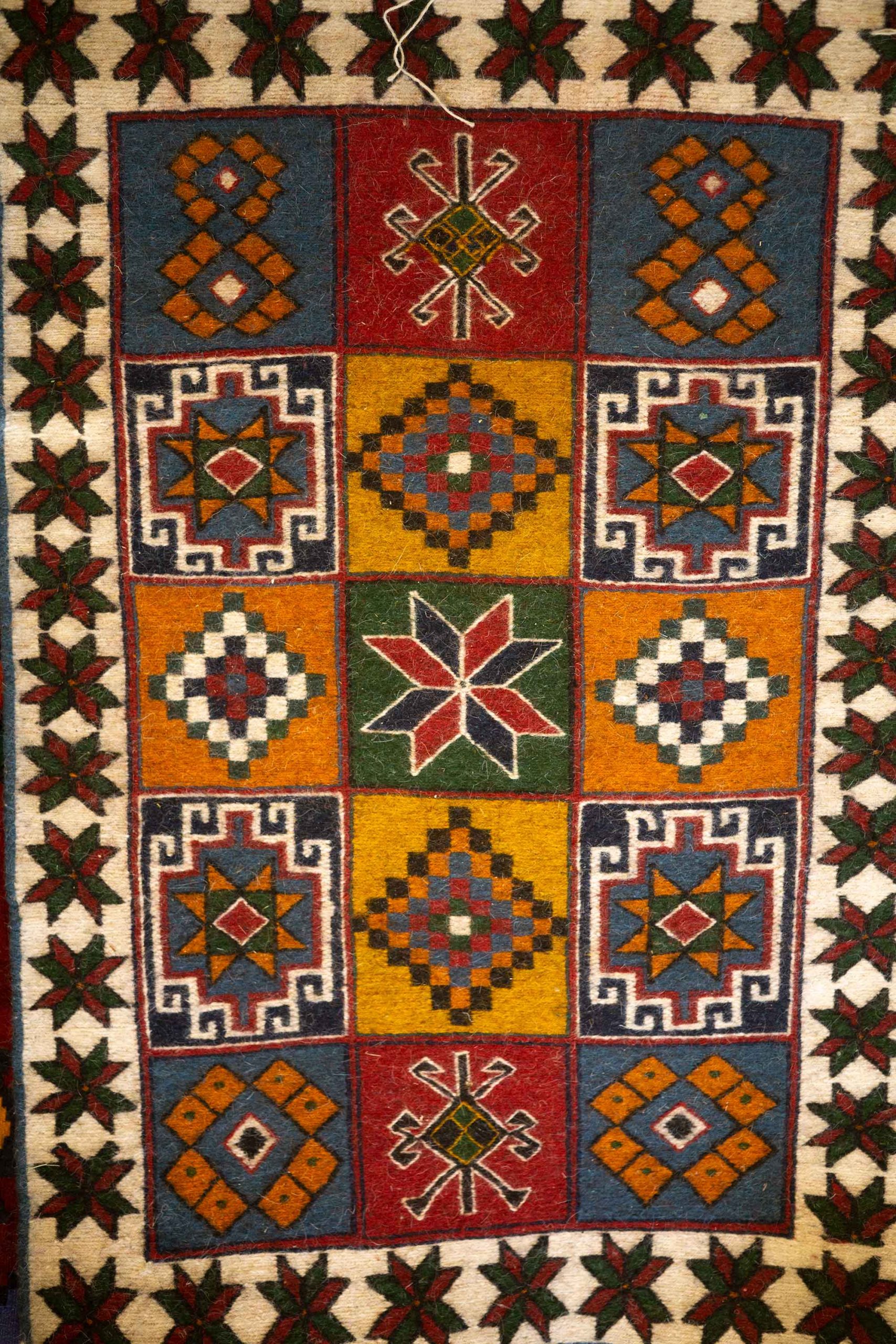 Bibi Gohar Kilim